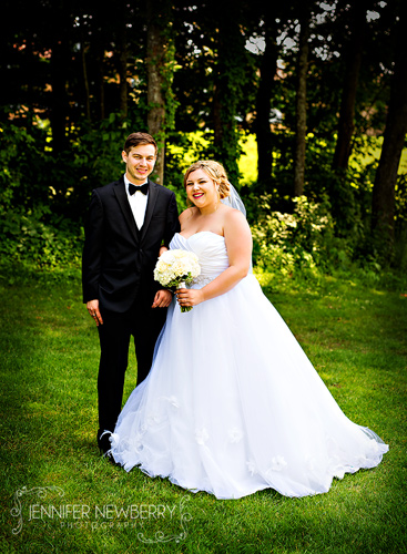 Horseshoe Resort Wedding Couple by www.jnphotography.ca